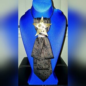 👔 IT'S A SALE!! DEBONAIR TIE NECKLACE 👔